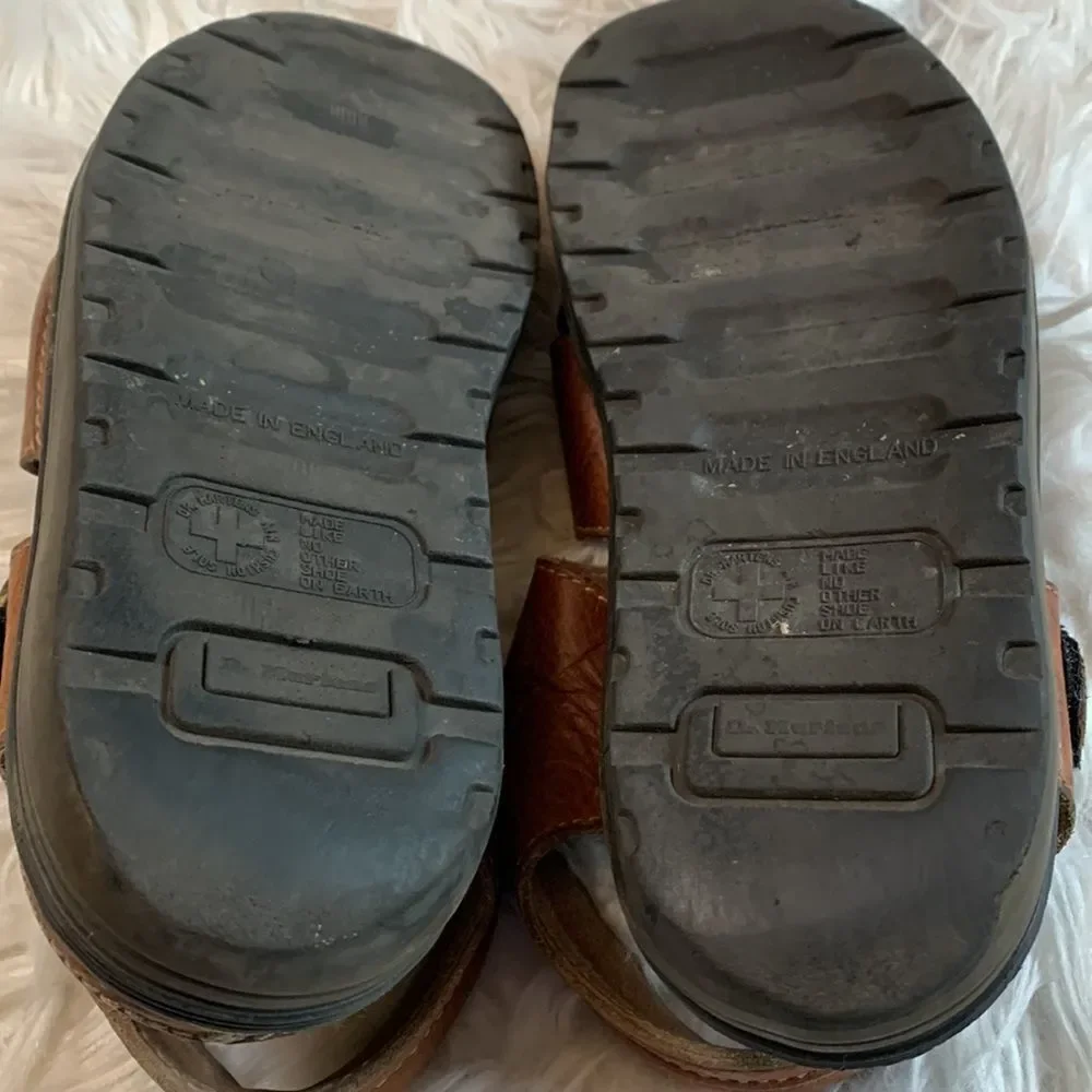 DR. MARTENS pebbled leather sandals Made in England size 12/13